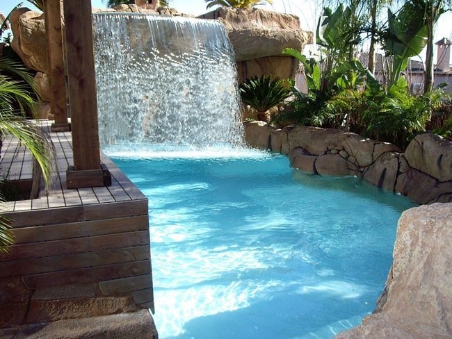 cascadas-para-piscinas-9