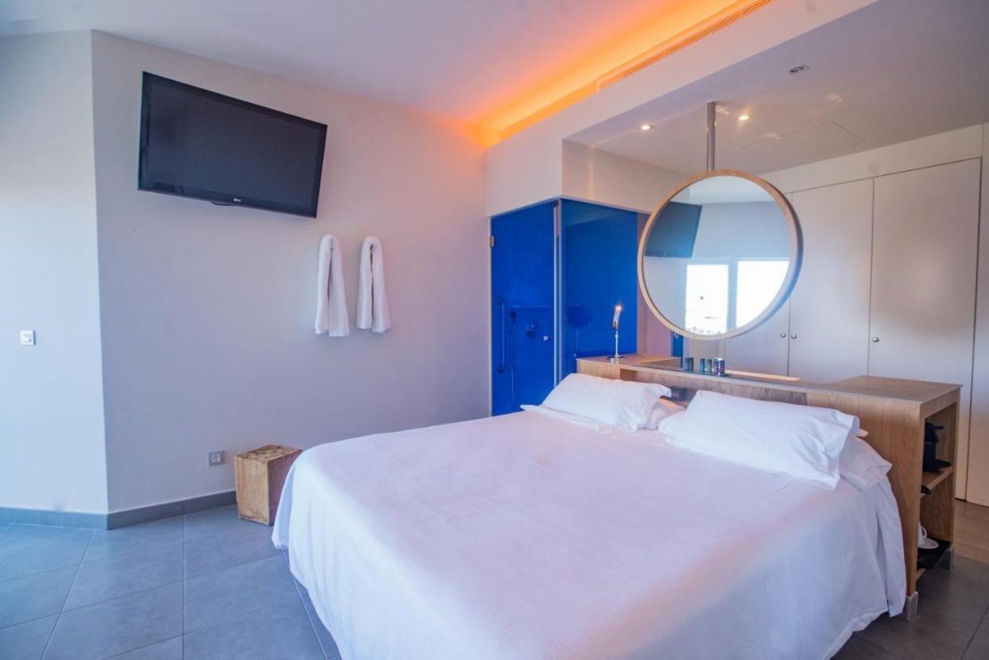 Higueron-Hotel-Malaga-Curio-Collection-By-Hilton-Adults-Only-photos-Exterior-Higueron-Hotel-Malaga-Curio-Collection-by-Hilton (1)